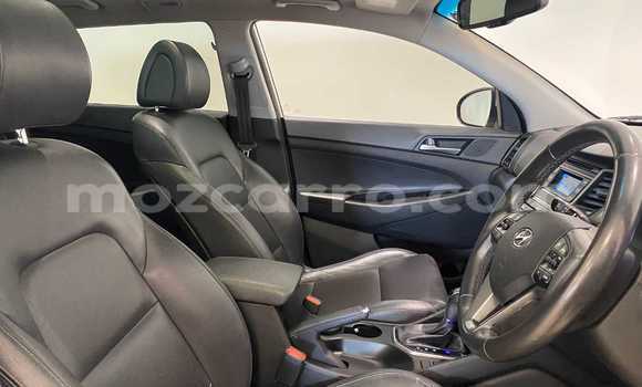 Nunua Ilio tumika Hyundai Tucson Fedha Gari ndani ya Maputo nchini Maputo Nunua Ilio tumika Hyundai Tucson Fedha Gari ndani ya Maputo nchini Maputo