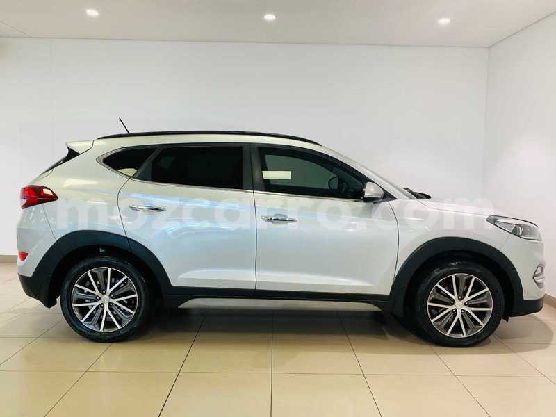 Big with watermark hyundai tucson maputo maputo 38795