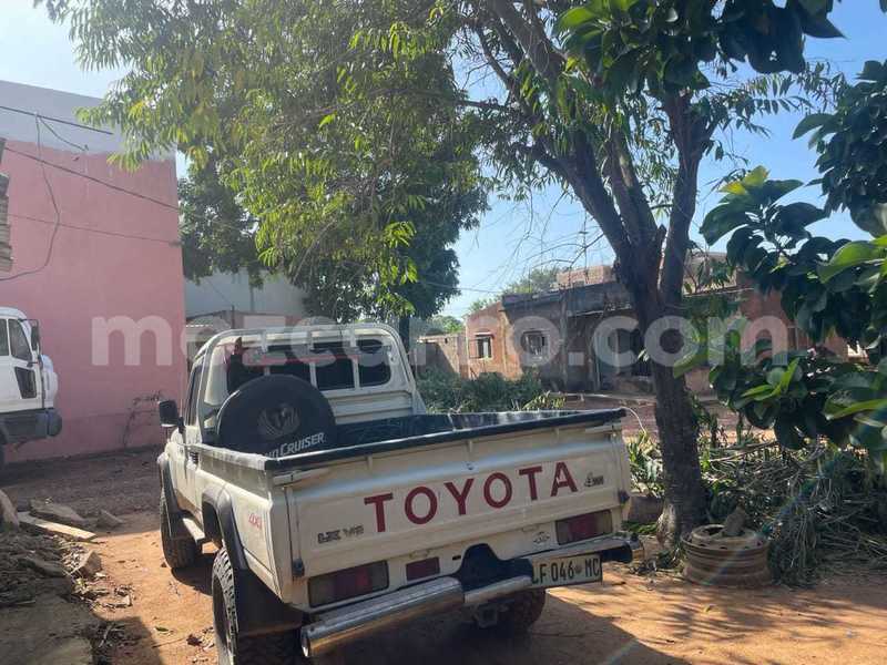 Big with watermark toyota land cruiser maputo maputo 38841