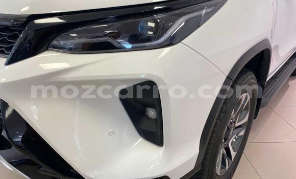 Comprar Usado Toyota Fortuner Branco Carro em Maputo em Maputo Comprar Usado Toyota Fortuner Branco Carro em Maputo em Maputo