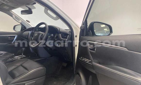 Comprar Usado Toyota Fortuner Branco Carro em Maputo em Maputo Comprar Usado Toyota Fortuner Branco Carro em Maputo em Maputo