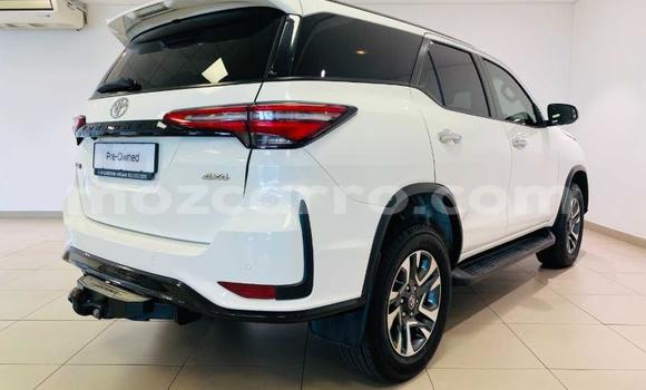 Comprar Usado Toyota Fortuner Branco Carro em Maputo em Maputo Comprar Usado Toyota Fortuner Branco Carro em Maputo em Maputo