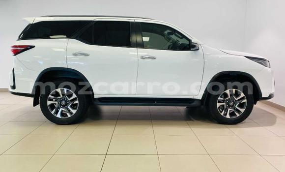 Comprar Usado Toyota Fortuner Branco Carro em Maputo em Maputo Comprar Usado Toyota Fortuner Branco Carro em Maputo em Maputo