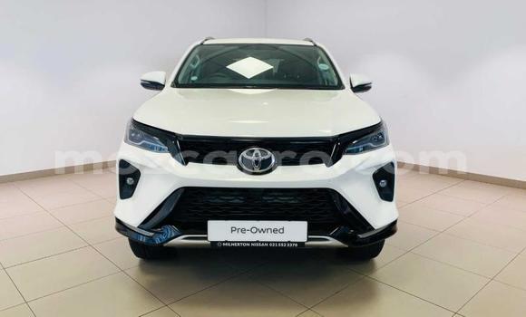 Comprar Usado Toyota Fortuner Branco Carro em Maputo em Maputo Comprar Usado Toyota Fortuner Branco Carro em Maputo em Maputo