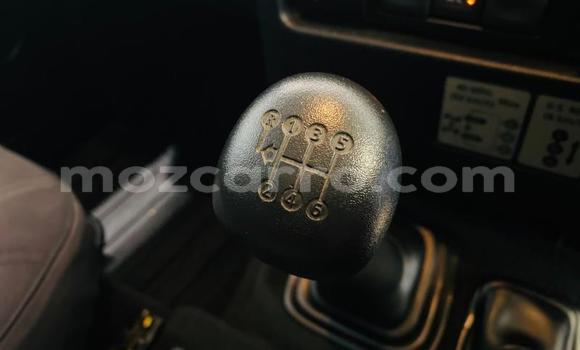 Tenga Tsaru Land Rover Defender Chena Mota in Maputo in Maputo Tenga Tsaru Land Rover Defender Chena Mota in Maputo in Maputo