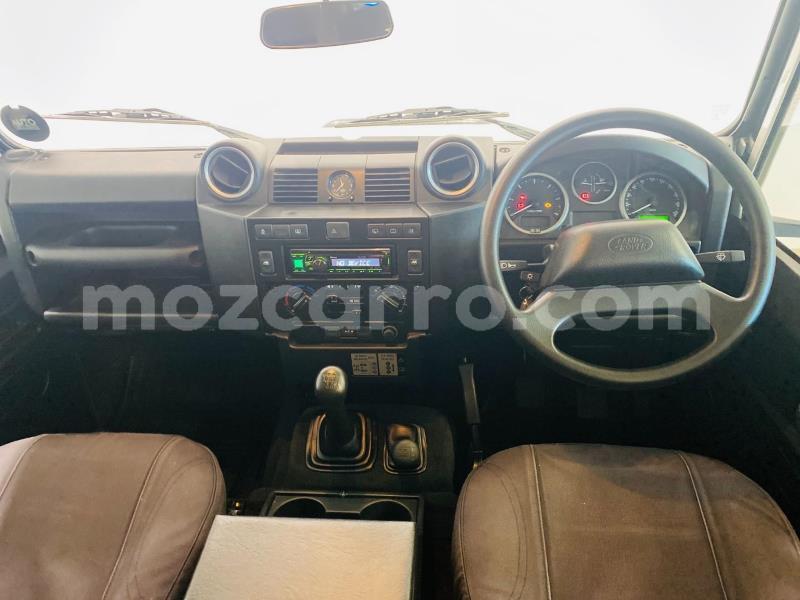 Big with watermark land rover defender maputo maputo 38850