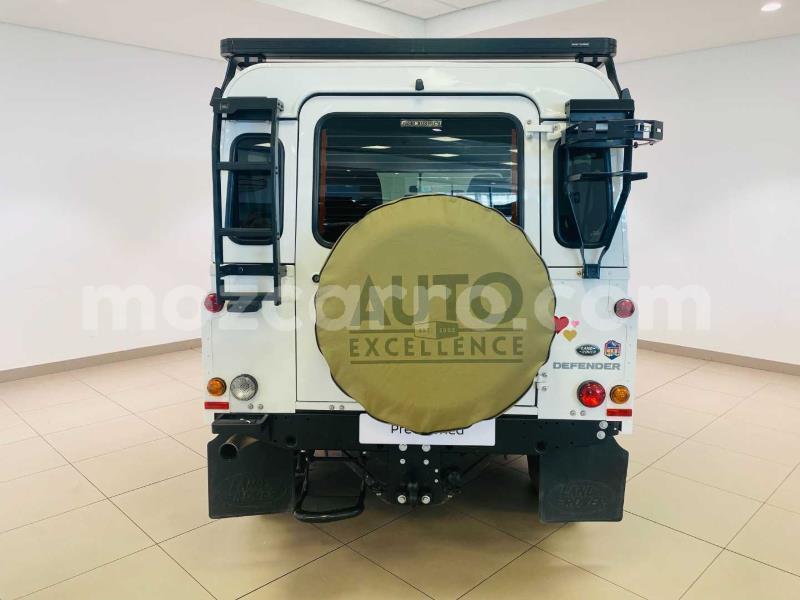 Big with watermark land rover defender maputo maputo 38850
