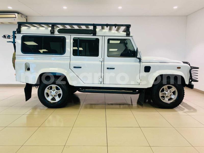 Big with watermark land rover defender maputo maputo 38850