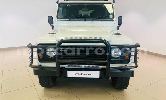 Tenga Tsaru Land Rover Defender Chena Mota in Maputo in Maputo Tenga Tsaru Land Rover Defender Chena Mota in Maputo in Maputo