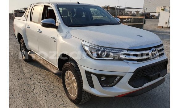 Buy Import Toyota Hilux White Car in Import - Dubai in Cabo Delgado Buy Import Toyota Hilux White Car in Import - Dubai in Cabo Delgado