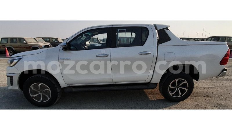 Big with watermark toyota hilux cabo delgado import dubai 6121