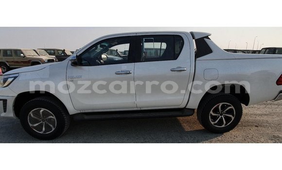 Buy Import Toyota Hilux White Car in Import - Dubai in Cabo Delgado Buy Import Toyota Hilux White Car in Import - Dubai in Cabo Delgado