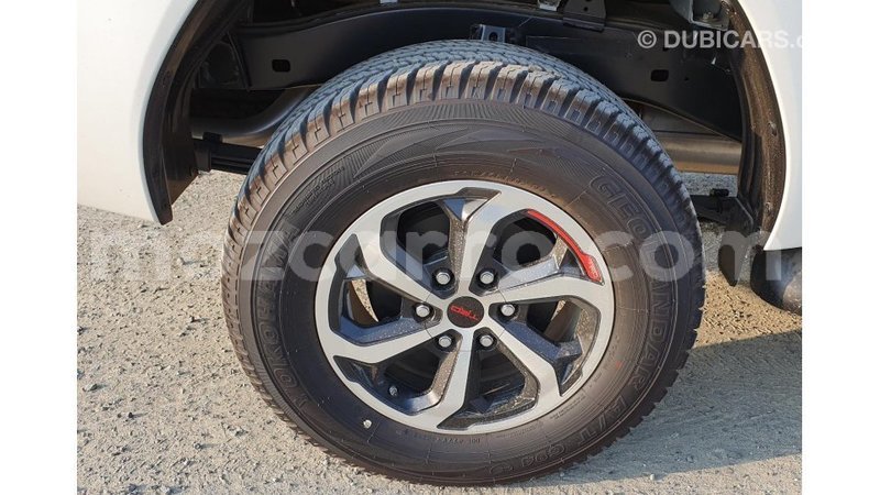 Big with watermark toyota hilux cabo delgado import dubai 6121