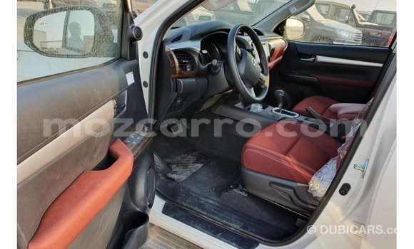 Buy Import Toyota Hilux White Car in Import - Dubai in Cabo Delgado Buy Import Toyota Hilux White Car in Import - Dubai in Cabo Delgado