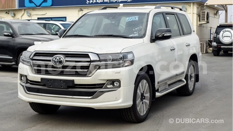 Big with watermark toyota land cruiser cabo delgado import dubai 6122