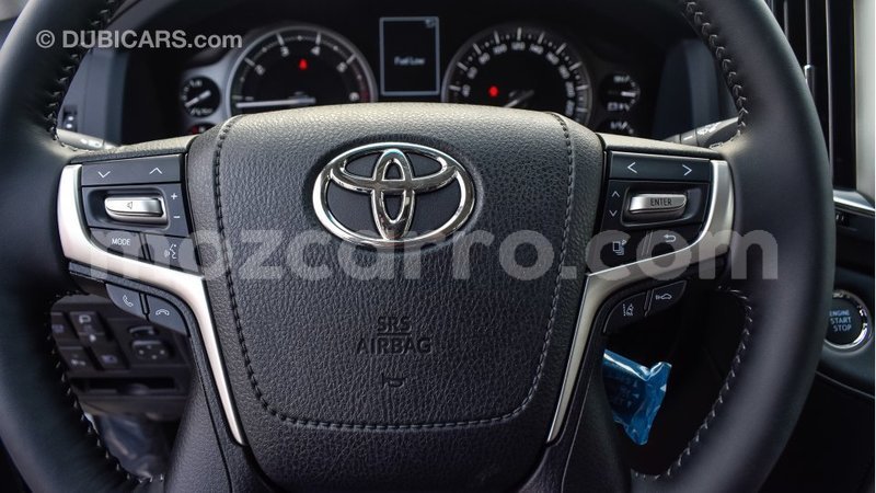 Big with watermark toyota land cruiser cabo delgado import dubai 6122