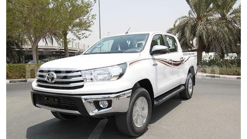 Big with watermark toyota hilux cabo delgado import dubai 6123