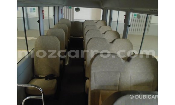 Comprar Importar Abarth 595 Branco Carro em Import - Dubai em Cabo Delgado Comprar Importar Abarth 595 Branco Carro em Import - Dubai em Cabo Delgado