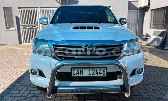 Comprar Usado Toyota Hilux Branco Carro em Maputo em Maputo Comprar Usado Toyota Hilux Branco Carro em Maputo em Maputo