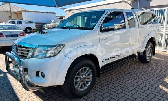 Comprar Usado Toyota Hilux Branco Carro em Maputo em Maputo Comprar Usado Toyota Hilux Branco Carro em Maputo em Maputo