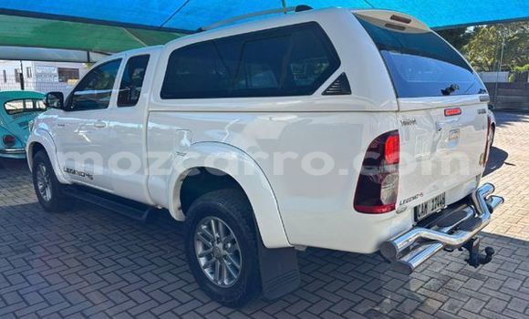 Comprar Usado Toyota Hilux Branco Carro em Maputo em Maputo Comprar Usado Toyota Hilux Branco Carro em Maputo em Maputo