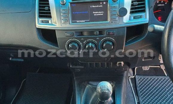 Comprar Usado Toyota Hilux Branco Carro em Maputo em Maputo Comprar Usado Toyota Hilux Branco Carro em Maputo em Maputo