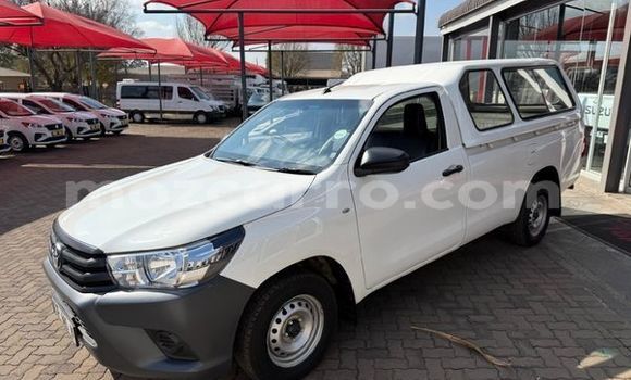 Buy Used Toyota Hilux White Car in Maputo in Maputo Buy Used Toyota Hilux White Car in Maputo in Maputo