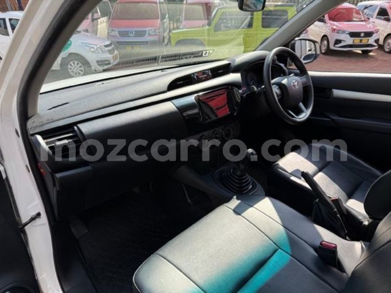 Big with watermark toyota hilux maputo maputo 39091