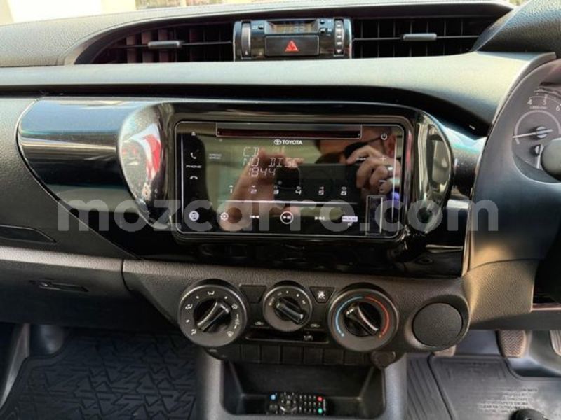 Big with watermark toyota hilux maputo maputo 39091