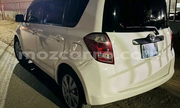 Tenga Tsaru Toyota Ractis Chena Mota in Búzi in Sofala Tenga Tsaru Toyota Ractis Chena Mota in Búzi in Sofala