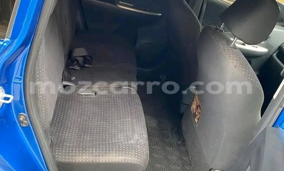 Comprar Usado Toyota Ractis Azul Carro em Chigubo em Gaza