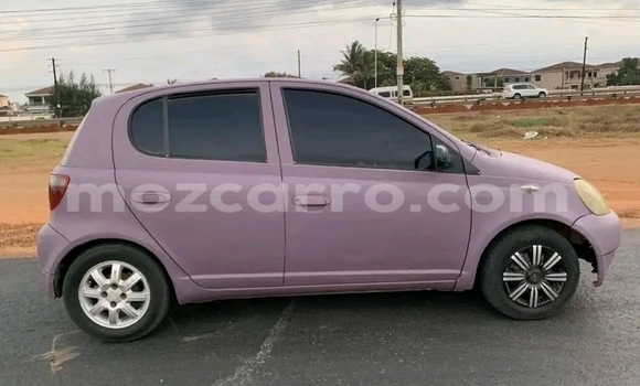 Comprar Usado Toyota Vitz Other Carro em Búzi em Sofala