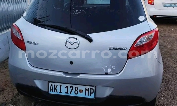 Comprar Usado Mazda Demio Other Carro em Chigubo em Gaza