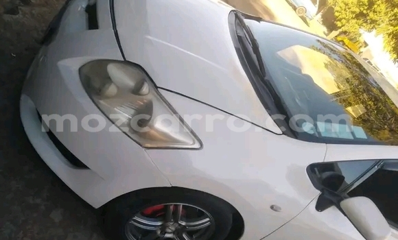 Tenga Tsaru Toyota Auris Chena Mota in Chibabava in Sofala Tenga Tsaru Toyota Auris Chena Mota in Chibabava in Sofala