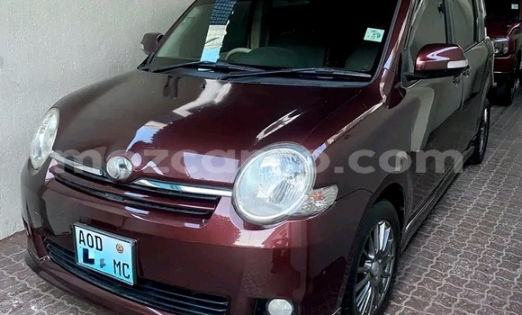 Tenga Tsaru Toyota Spacio Tsvuku Mota in Chibabava in Sofala Tenga Tsaru Toyota Spacio Tsvuku Mota in Chibabava in Sofala