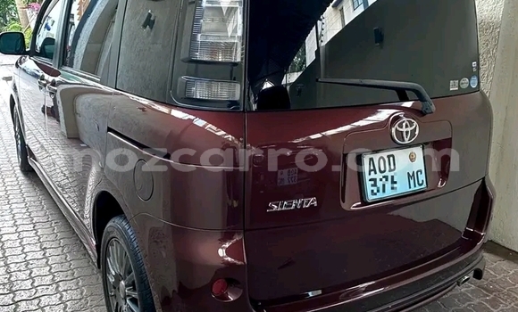 Tenga Tsaru Toyota Spacio Tsvuku Mota in Chibabava in Sofala Tenga Tsaru Toyota Spacio Tsvuku Mota in Chibabava in Sofala