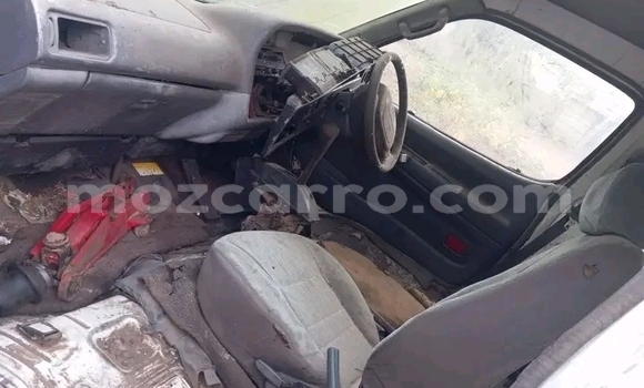 Tenga Tsaru Mini Cooper S clubman Chena Mota in Chigubo in Gaza Tenga Tsaru Mini Cooper S clubman Chena Mota in Chigubo in Gaza