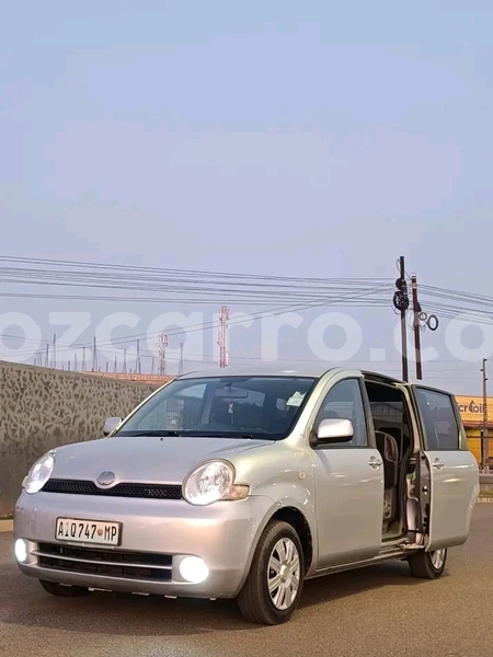 Big with watermark toyota sienna sofala buzi 39157