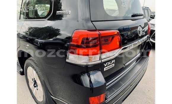 Nunua Imported Toyota Land Cruiser Nyeusi Gari ndani ya Import - Dubai nchini Cabo Delgado Nunua Imported Toyota Land Cruiser Nyeusi Gari ndani ya Import - Dubai nchini Cabo Delgado