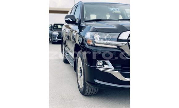 Nunua Imported Toyota Land Cruiser Nyeusi Gari ndani ya Import - Dubai nchini Cabo Delgado Nunua Imported Toyota Land Cruiser Nyeusi Gari ndani ya Import - Dubai nchini Cabo Delgado