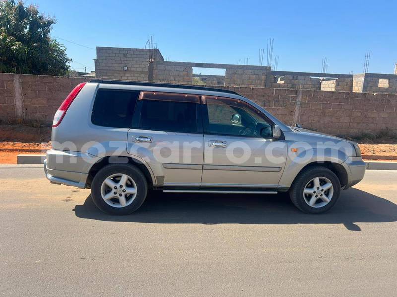 Big with watermark nissan x trail sofala beira 39170