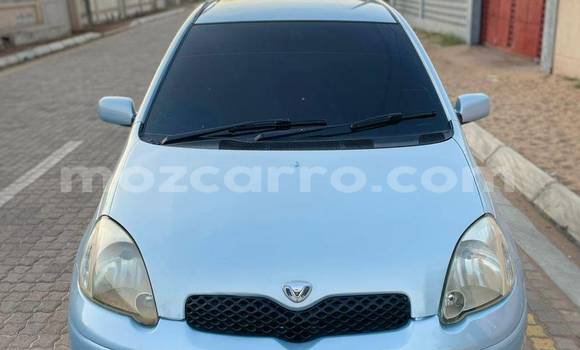 Comprar Usado Toyota Vitz Other Carro em Beira em Sofala