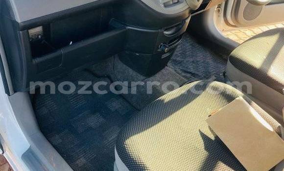 Tenga Tsaru Toyota Sienta Chena Mota in Beira in Sofala Tenga Tsaru Toyota Sienta Chena Mota in Beira in Sofala