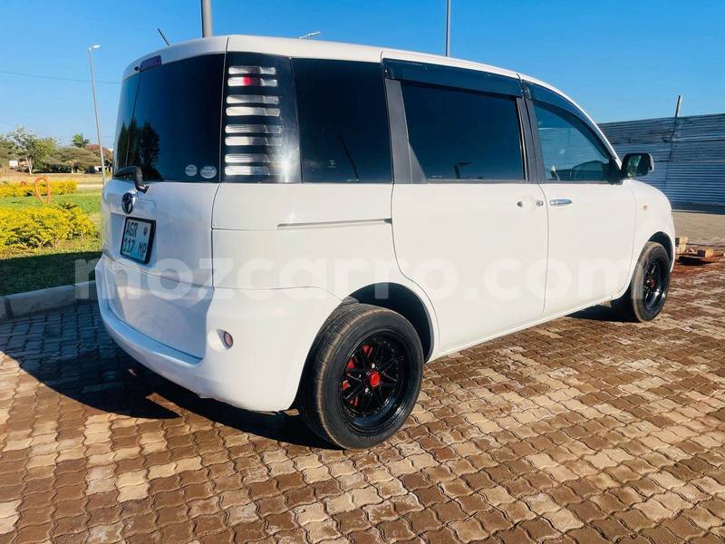 Big with watermark toyota sienta sofala beira 39173