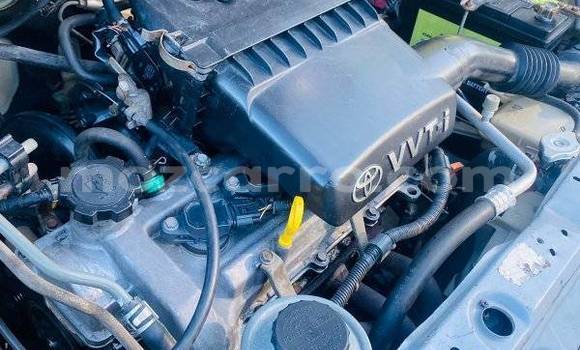 Comprar Usado Toyota Platz Other Carro em Beira em Sofala Comprar Usado Toyota Platz Other Carro em Beira em Sofala