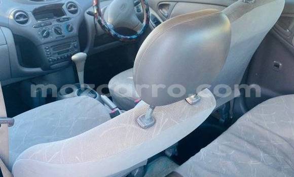 Comprar Usado Toyota Platz Other Carro em Beira em Sofala Comprar Usado Toyota Platz Other Carro em Beira em Sofala
