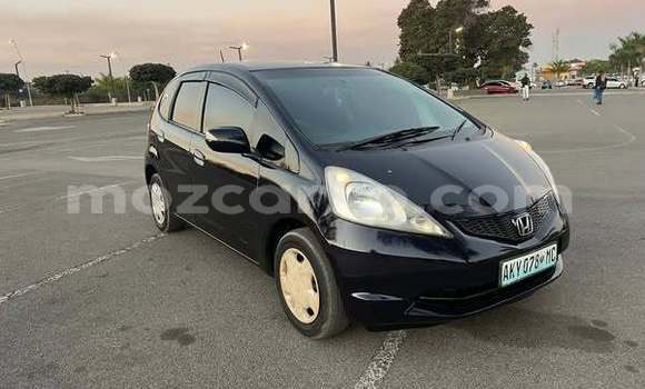 Comprar Usado Honda Fit Preto Carro em Beira em Sofala