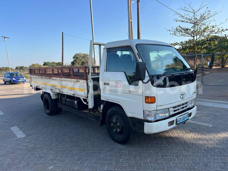 Big with watermark toyota dyna sofala beira 39183