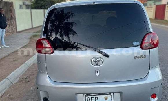 Comprar Usado Toyota Porte Other Carro em Beira em Sofala Comprar Usado Toyota Porte Other Carro em Beira em Sofala