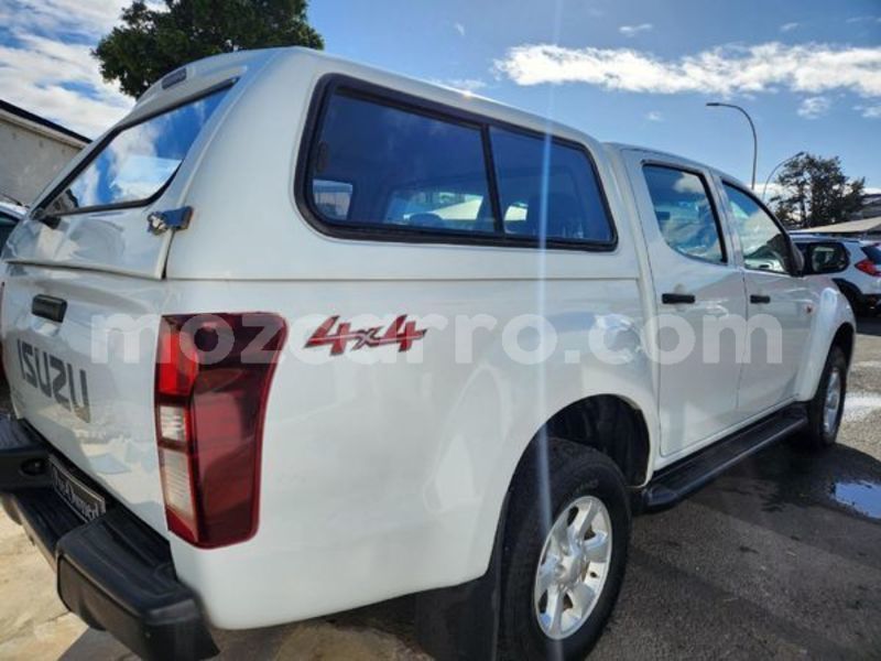 Big with watermark isuzu kb maputo maputo 39188